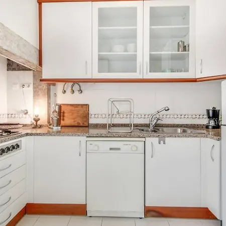 Charming City Center Apartment Lisbon