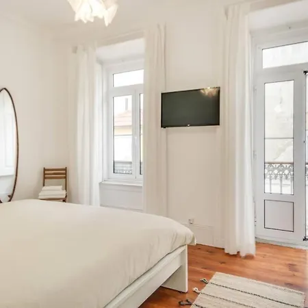 Apartment Charming City Center Lisbon
